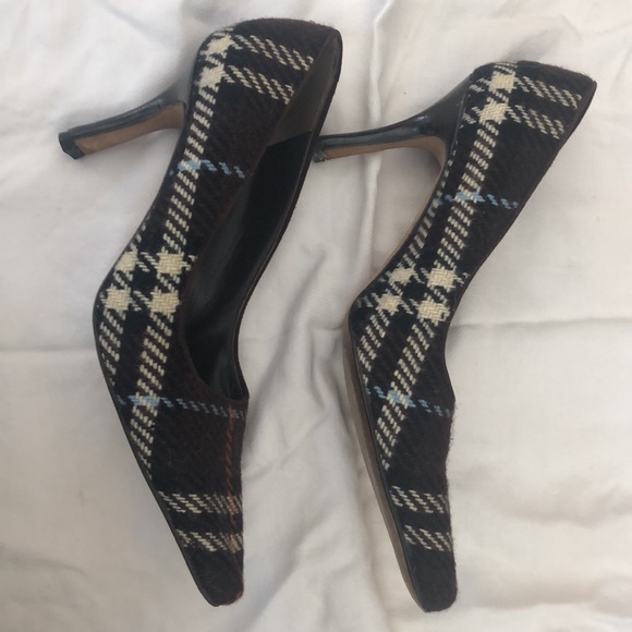 Burberry wool tweed women’s high heels - Picture 3 of 3